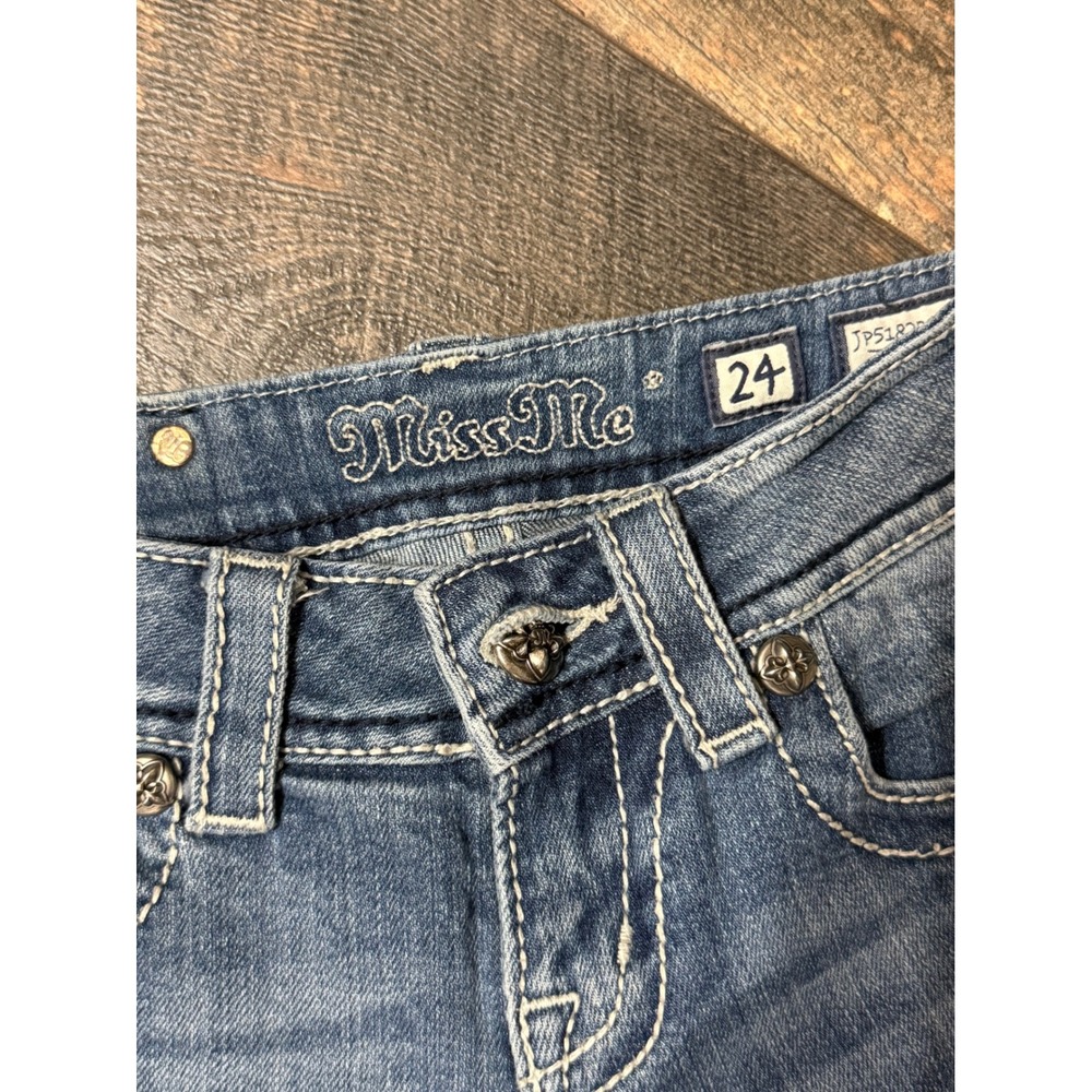 Miss Me Womens Blue Fleur De Lis Embroidered Bootcut Jeans Size 24 - Picture 4 of 6